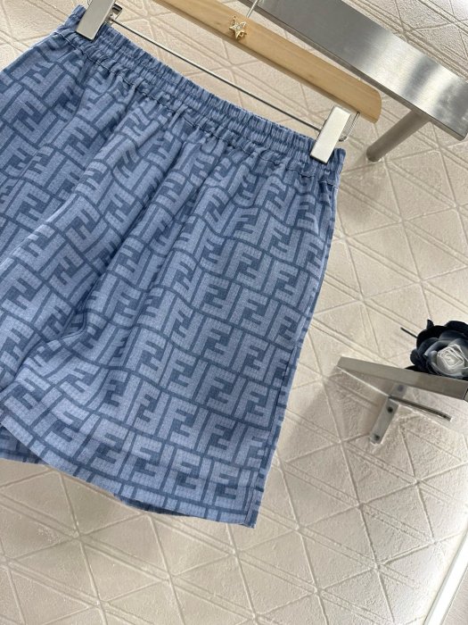 Shorts women's фото 5