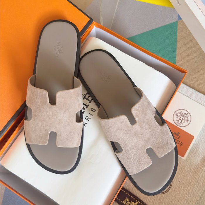 Шлепанцы женские