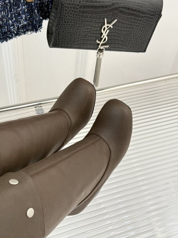 Чоботи жіночі фото 7