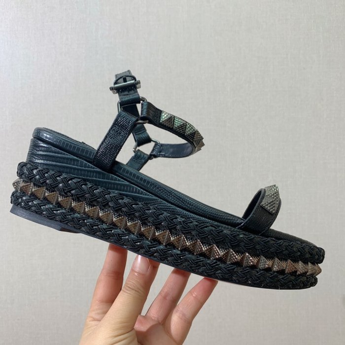 Сандалии женские фото 7