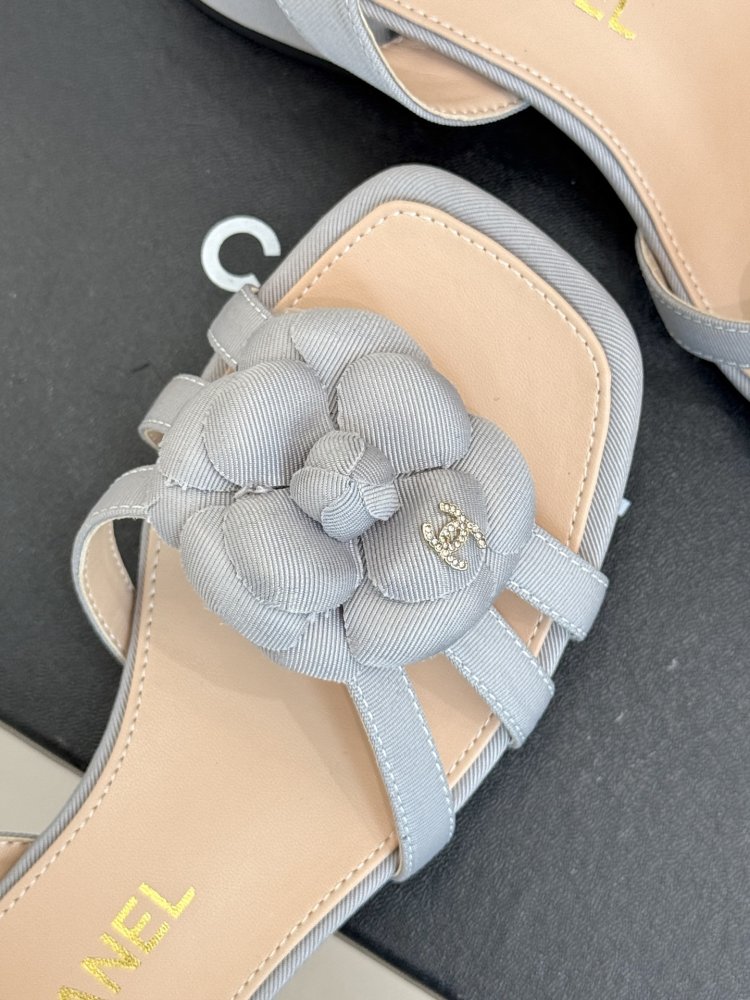 Босоножки фото 7