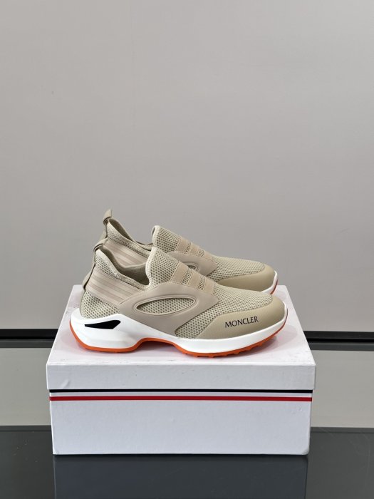 Кроссовки мужские