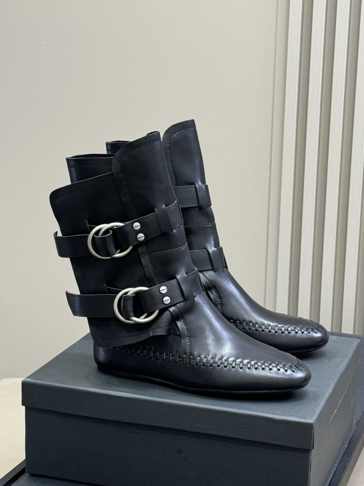 Ботинки женские