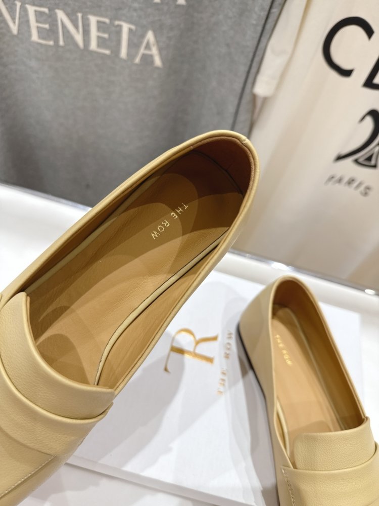 Туфли женские фото 8