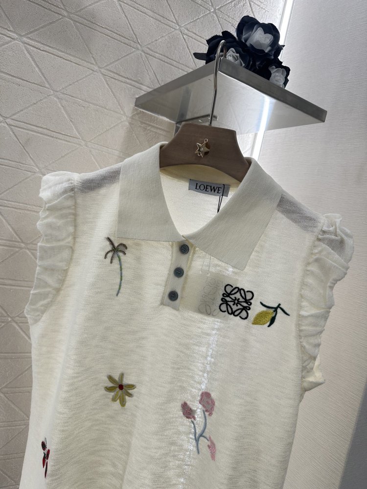 T-shirt women's фото 7