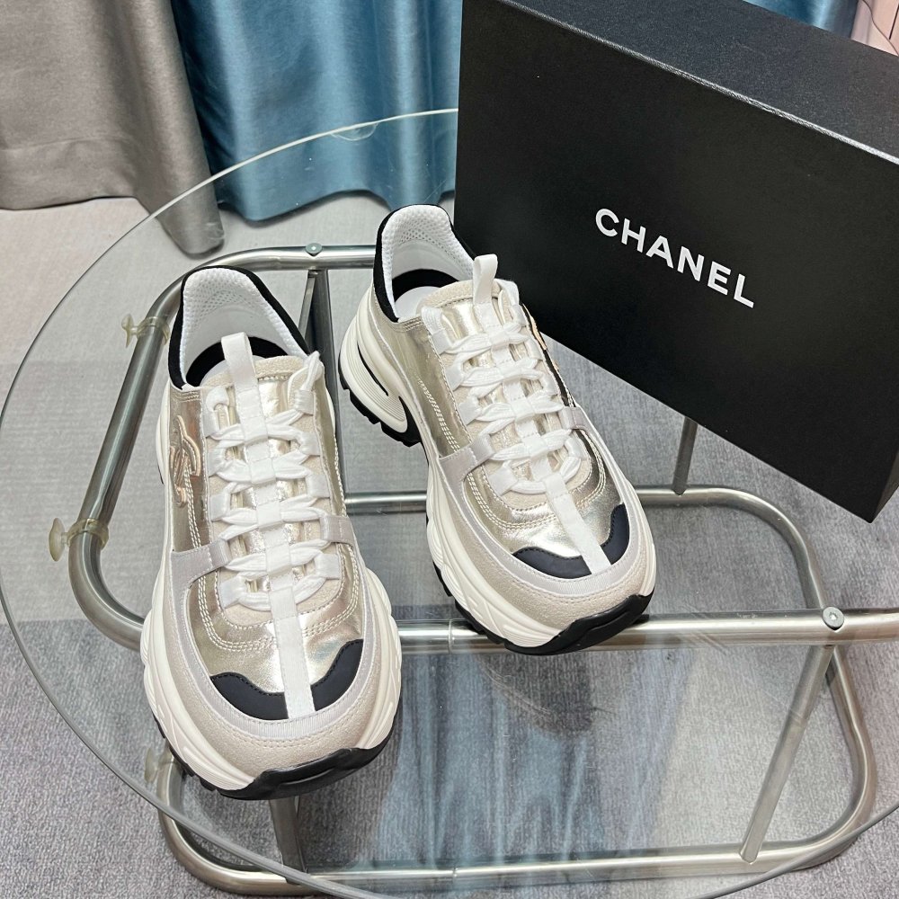 Кроссовки женские фото 8