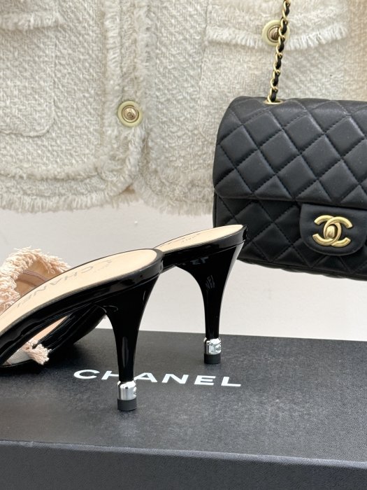 Босоножки фото 6