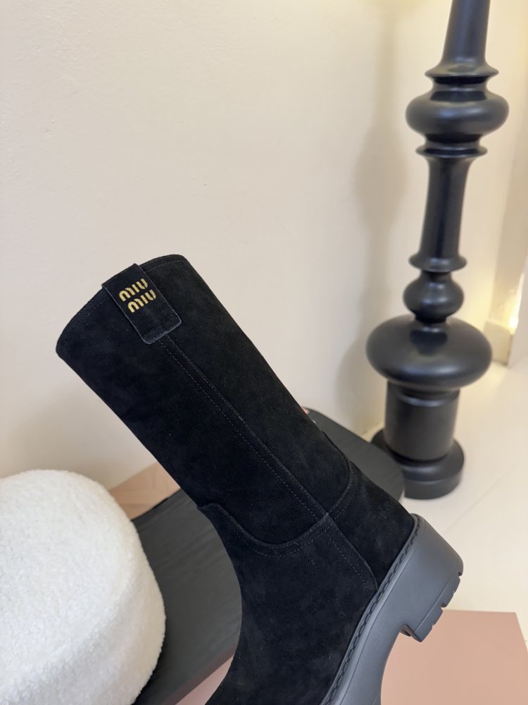 Сапоги женские фото 8