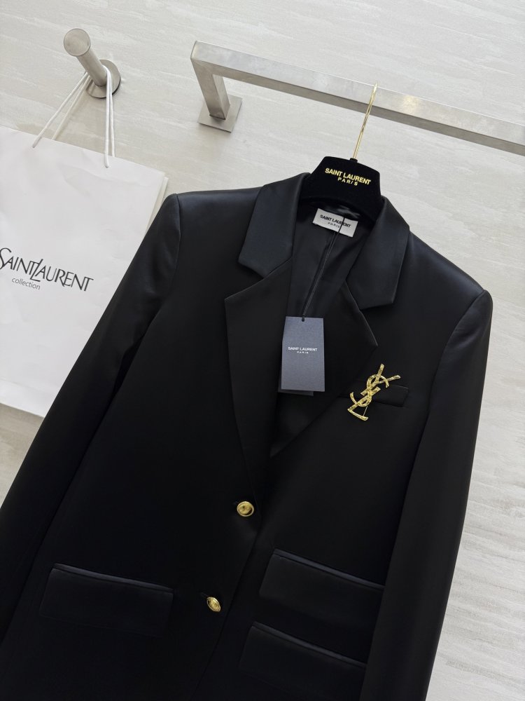 A jacket women's фото 2