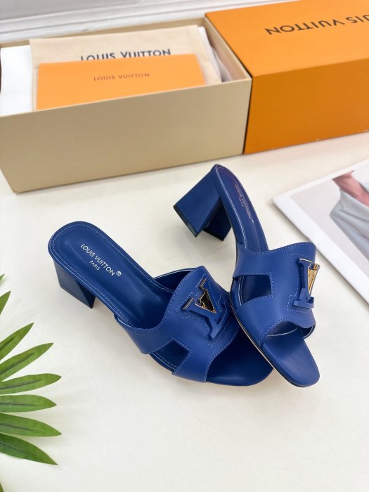 Босоножки фото 2