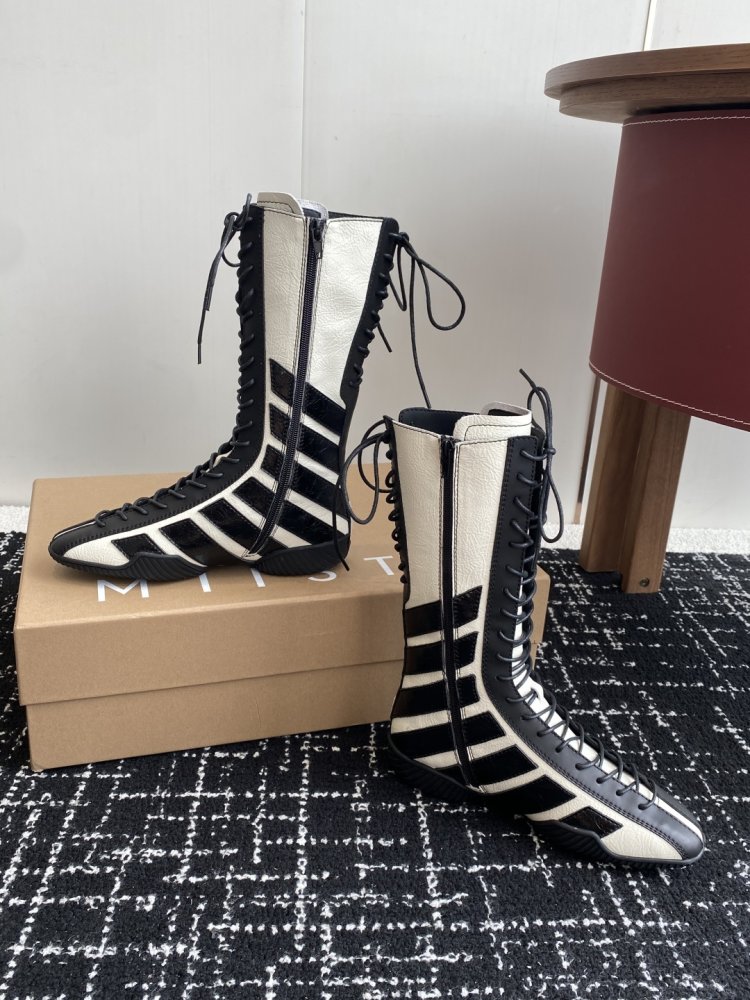 Boots women's фото 6