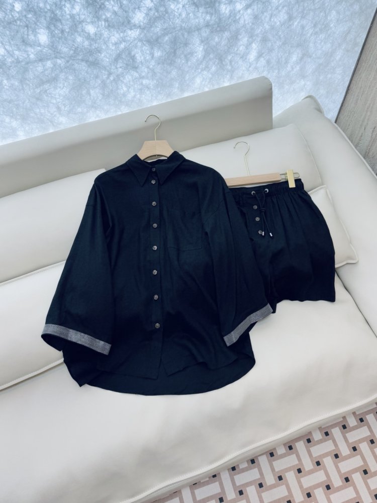 Костюм жіночий фото 3