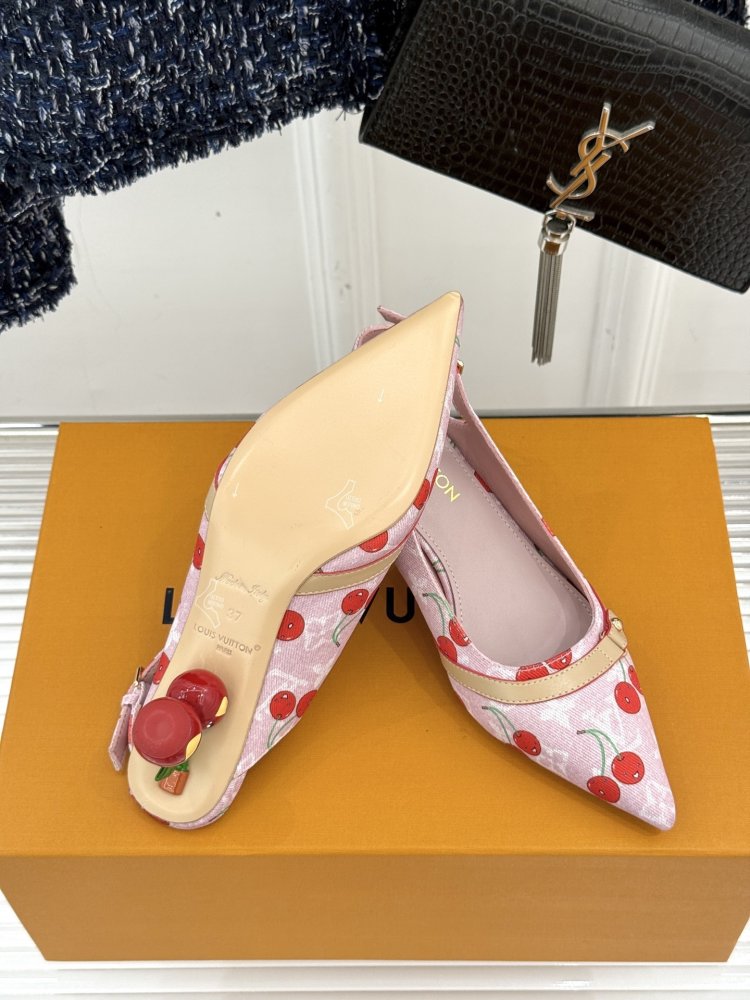 Босоножки фото 9