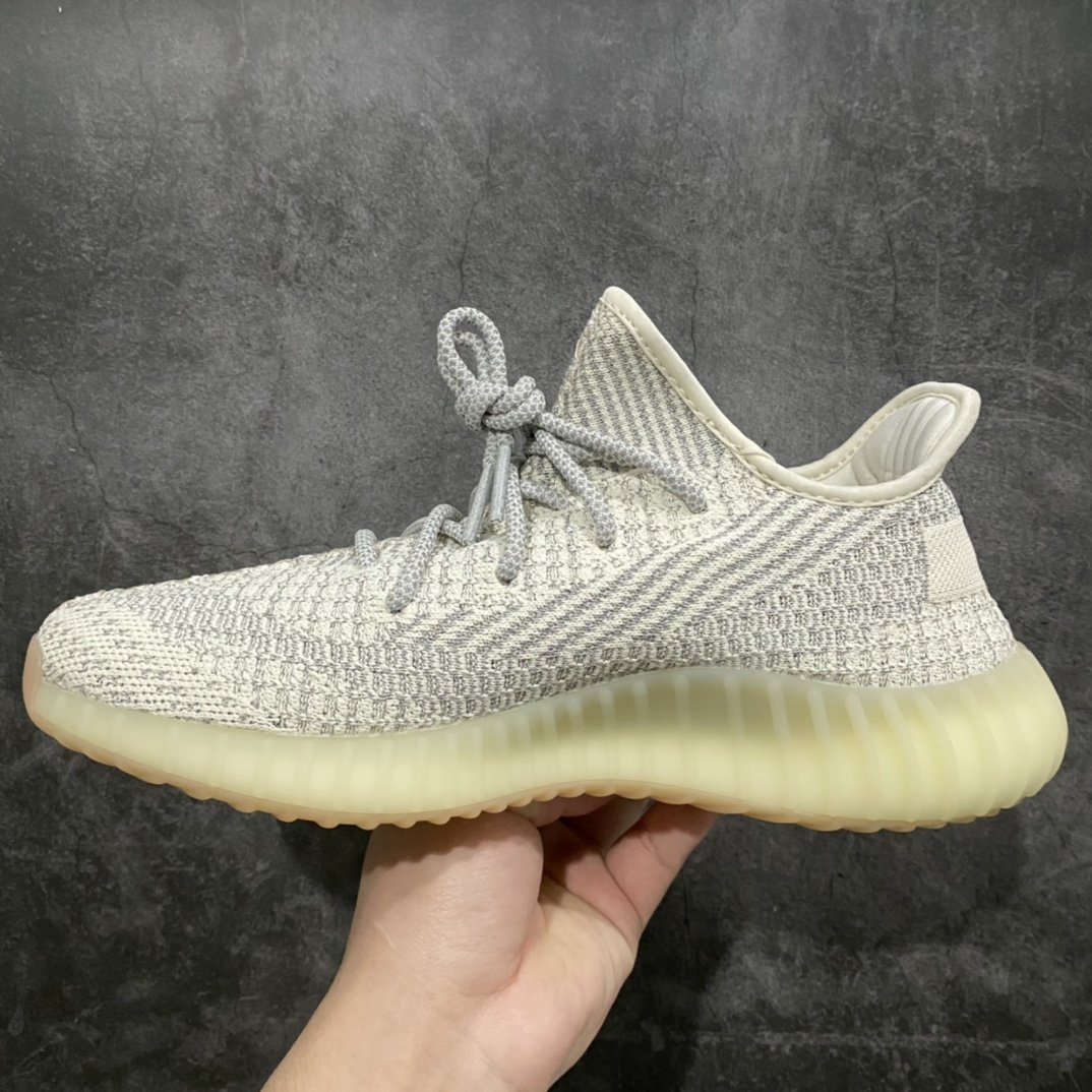 Кроссовки Yeezy 350 V2 FV3254 фото 2