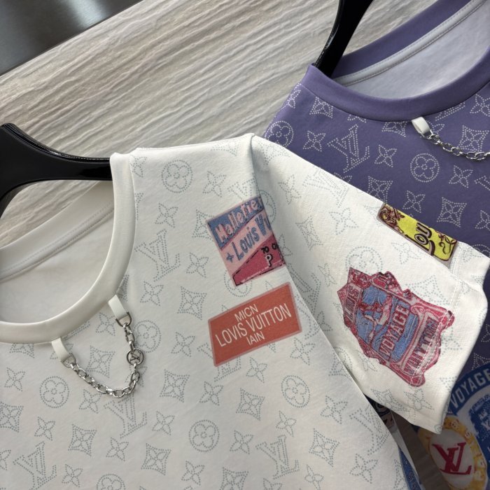 T-shirt women's фото 4