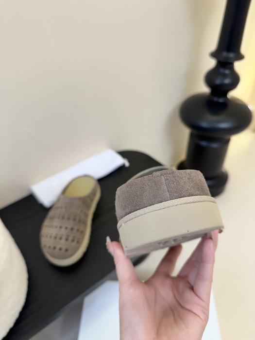 Шльопанці жіночі фото 6