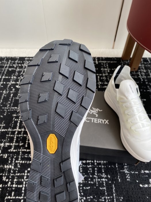 Кроссовки ARC'TERYX Konseal фото 9