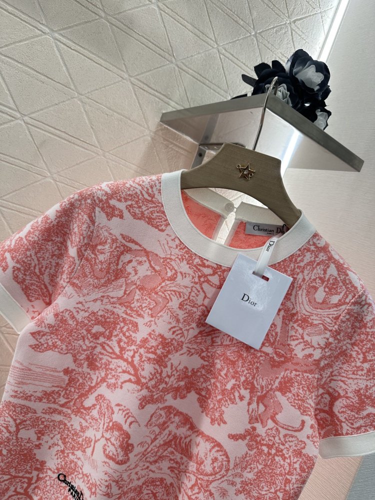 Футболка женская фото 7