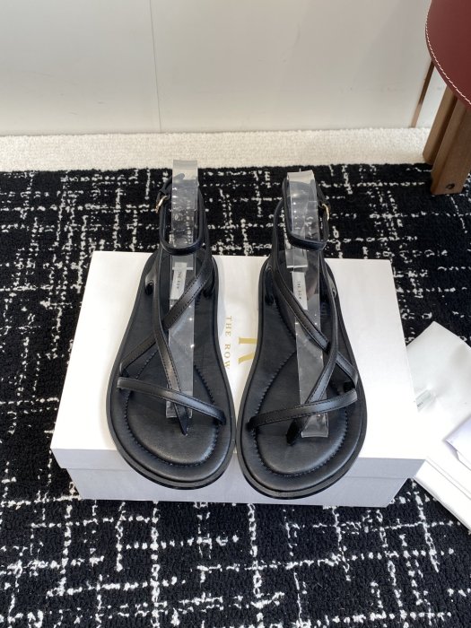 Сандалии женские