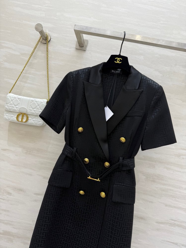 Платье с короткими рукавами и костюмным воротником фото 2