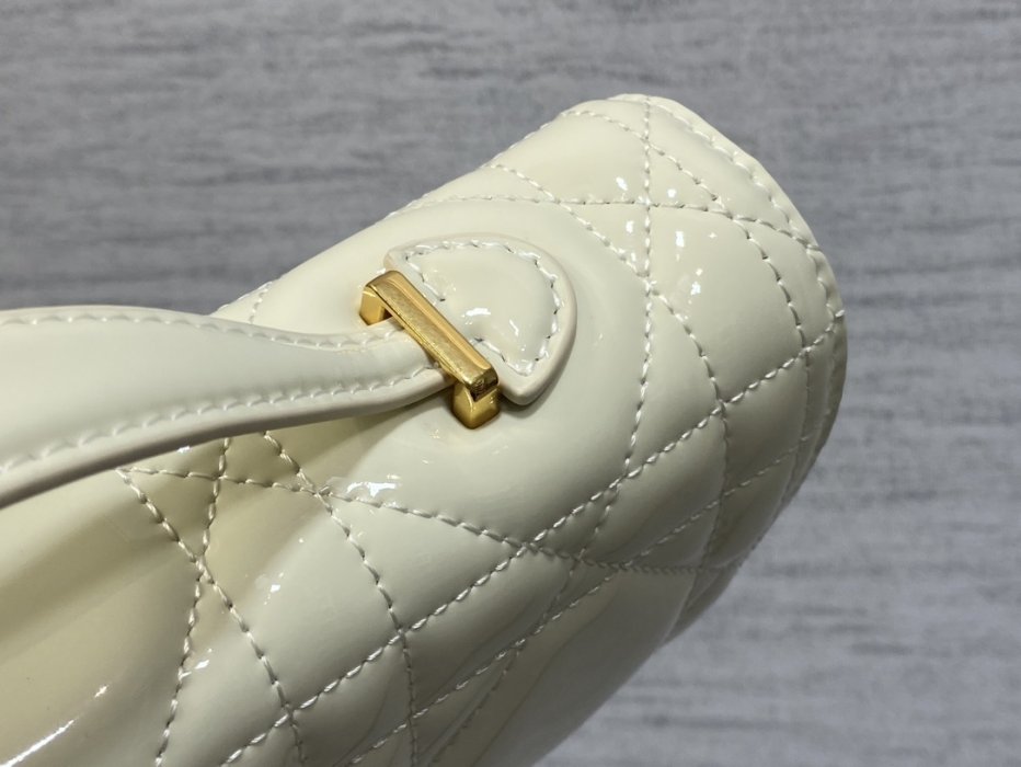 Сумка Miss Caro 24 см фото 3