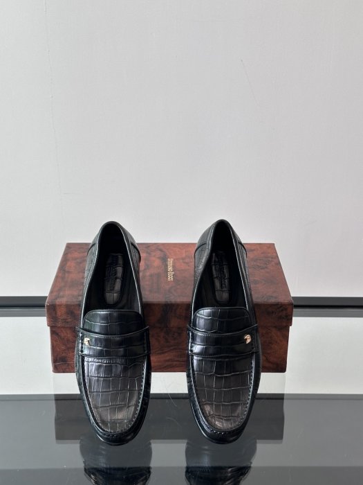 Туфлі чоловічі фото 6