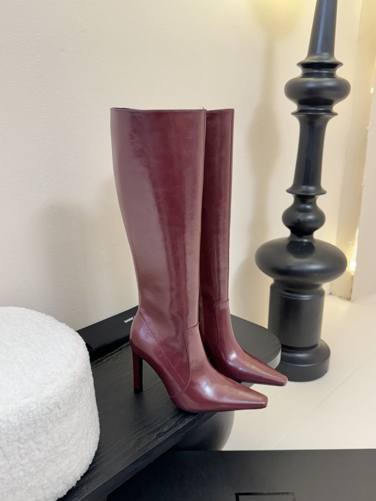 Сапоги женские фото 2