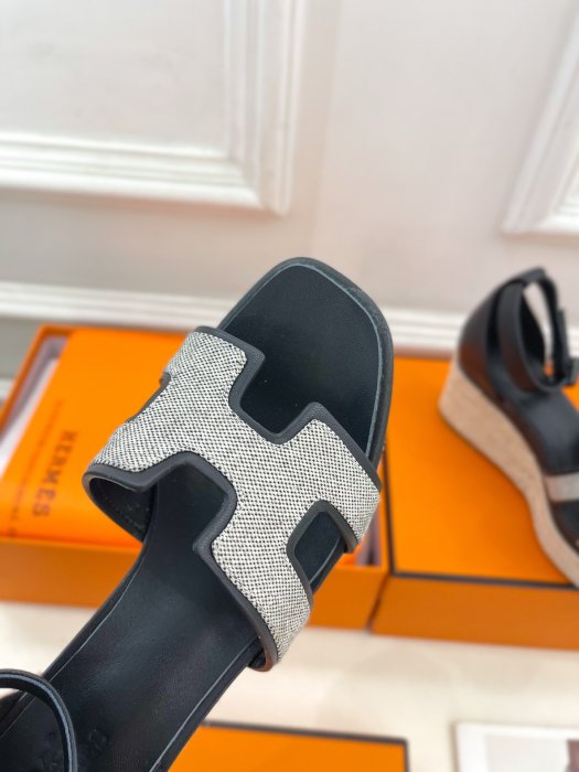 Босоножки фото 6