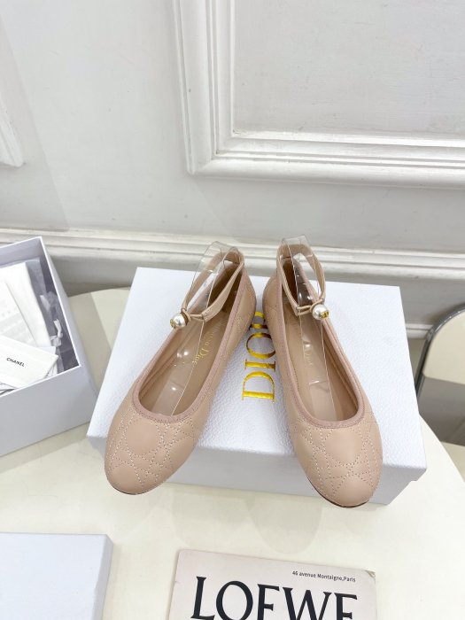 Ballet shoes