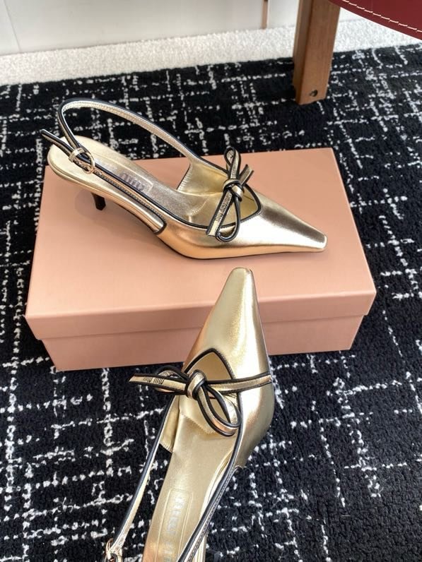 Босоножки фото 6