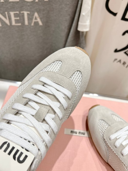 Кроссовки фото 8