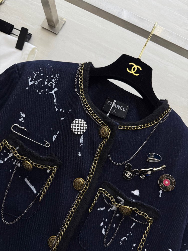 Jacket women's фото 3