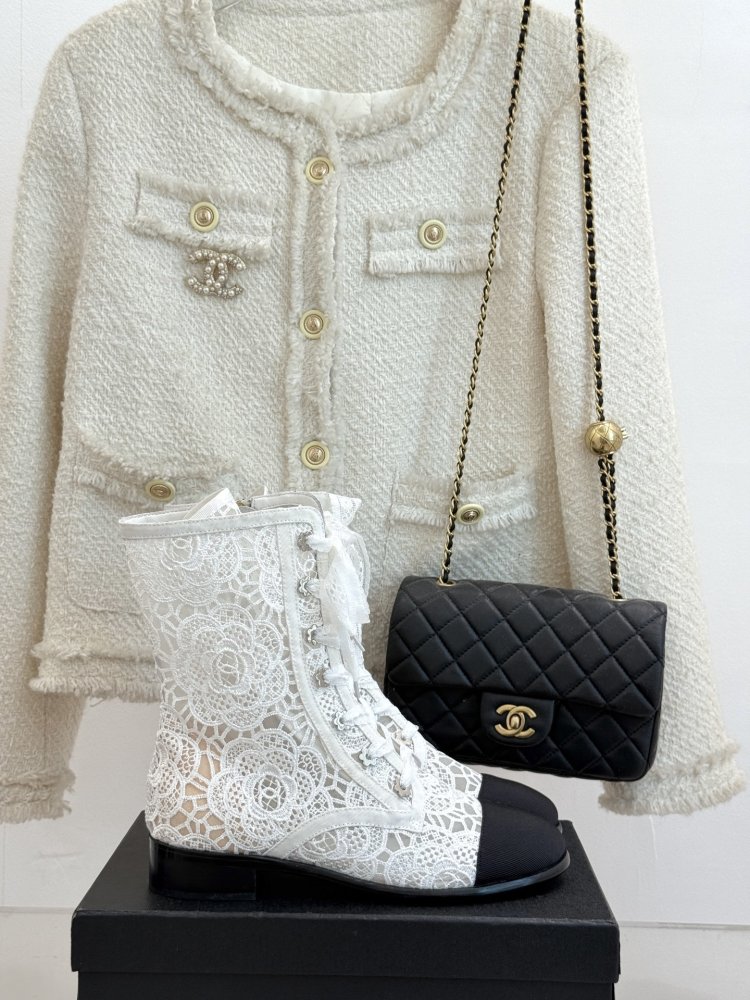 Ботинки женские