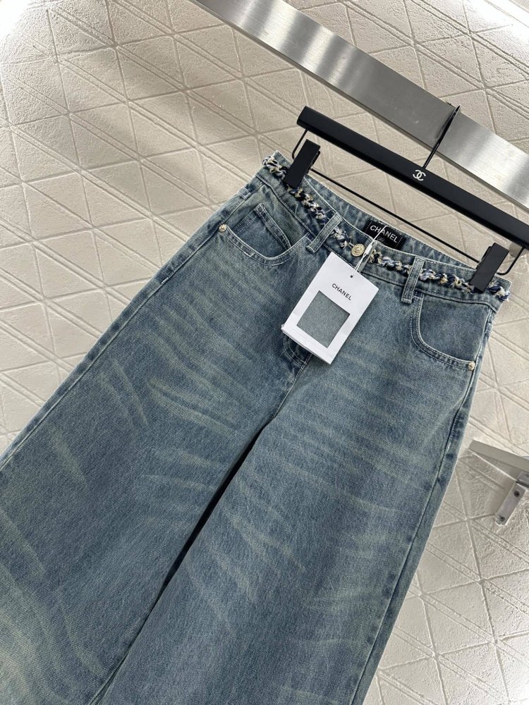 Джинсы женские фото 3