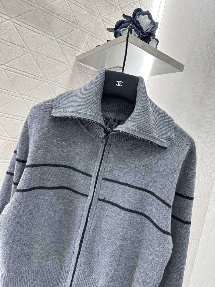 Кофта жіноча фото 7