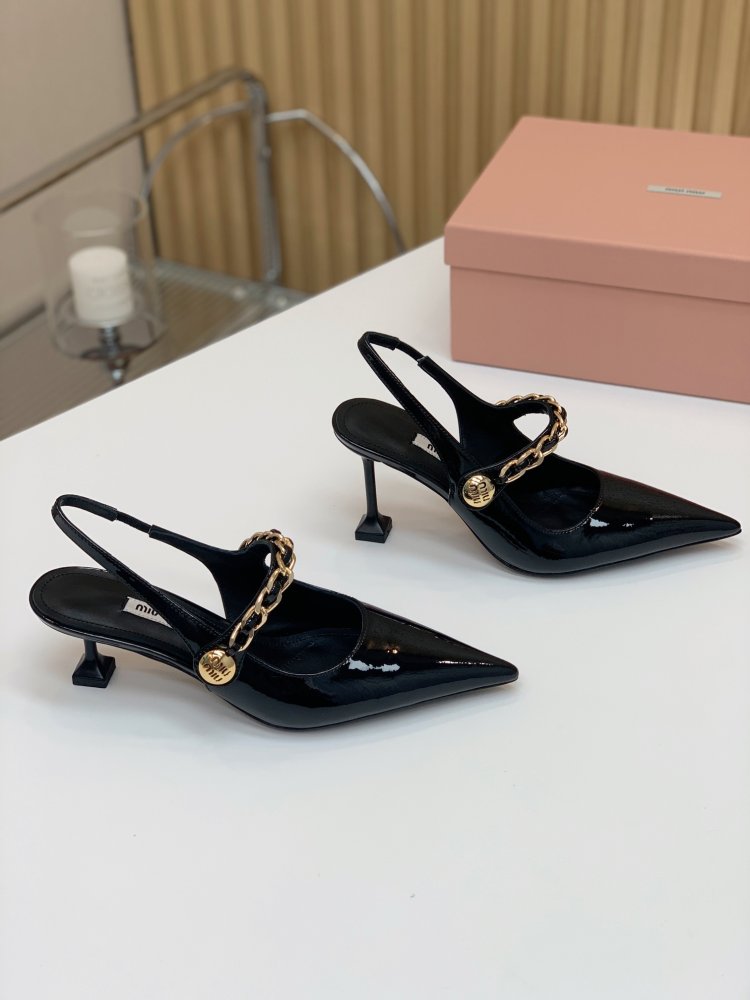 Босоніжки фото 5