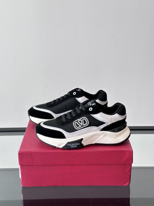 Кросівки чоловічі фото 3