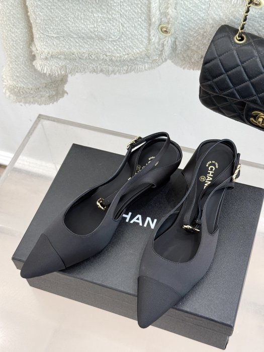 Босоножки фото 2