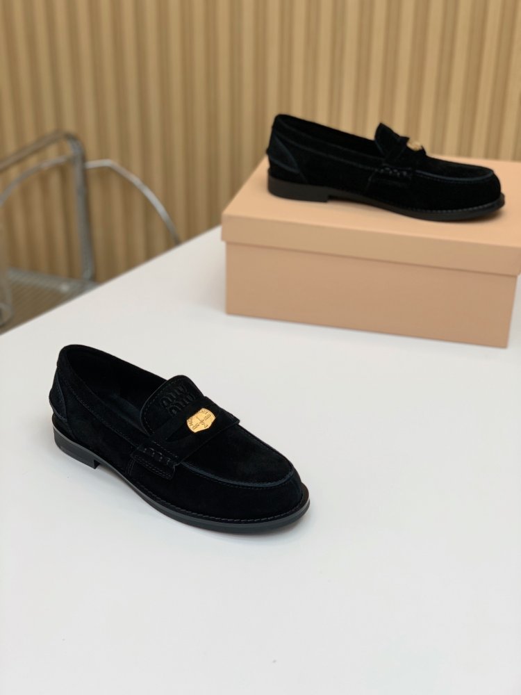 Лоферы женские фото 4