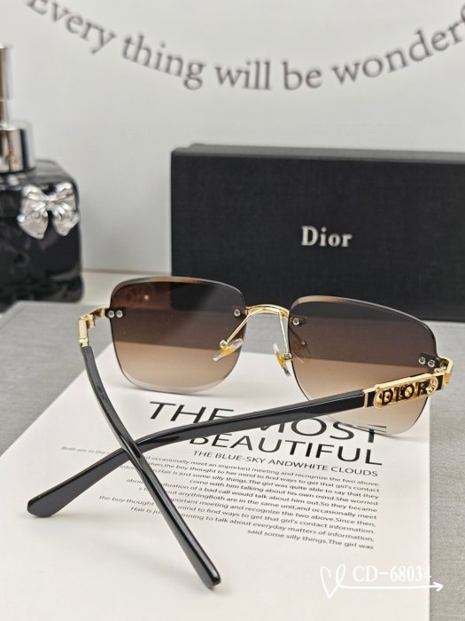 Очки солнцезащитные фото 8