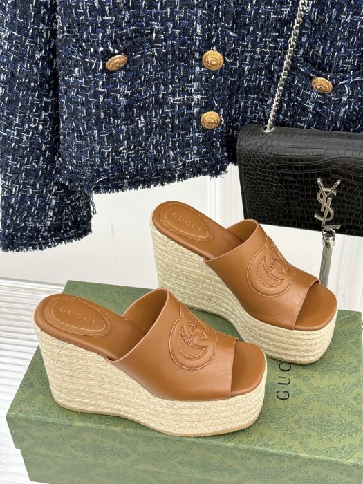 Босоніжки фото 3