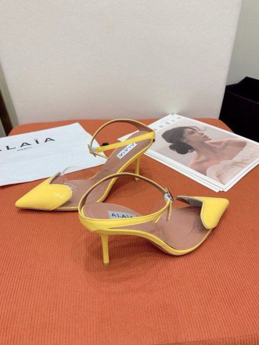 Босоножки фото 2