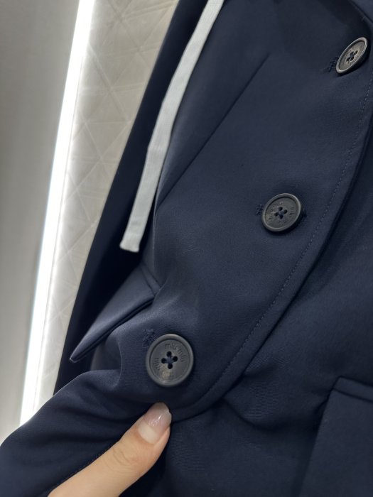 A jacket women's фото 8