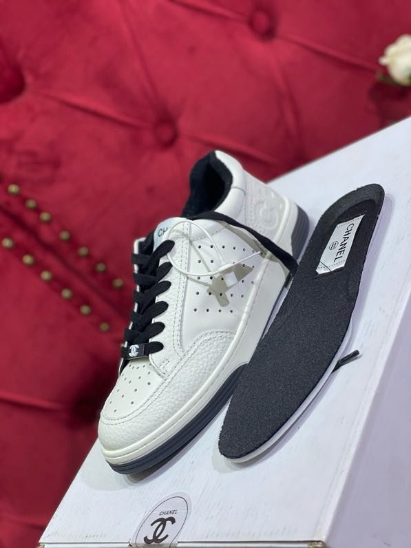 Кроссовки женские фото 6