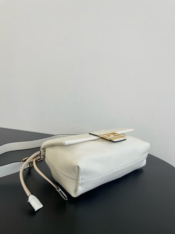 A bag leather Mamma Baguette 26 cm фото 8