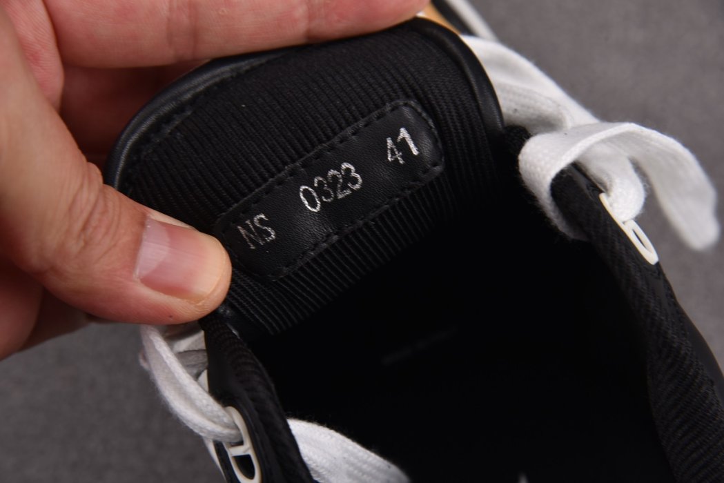 Кроссовки Dior B27 Low Black White фото 14