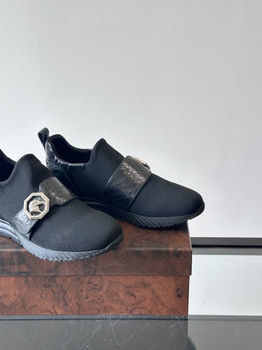 Кросівки фото 7