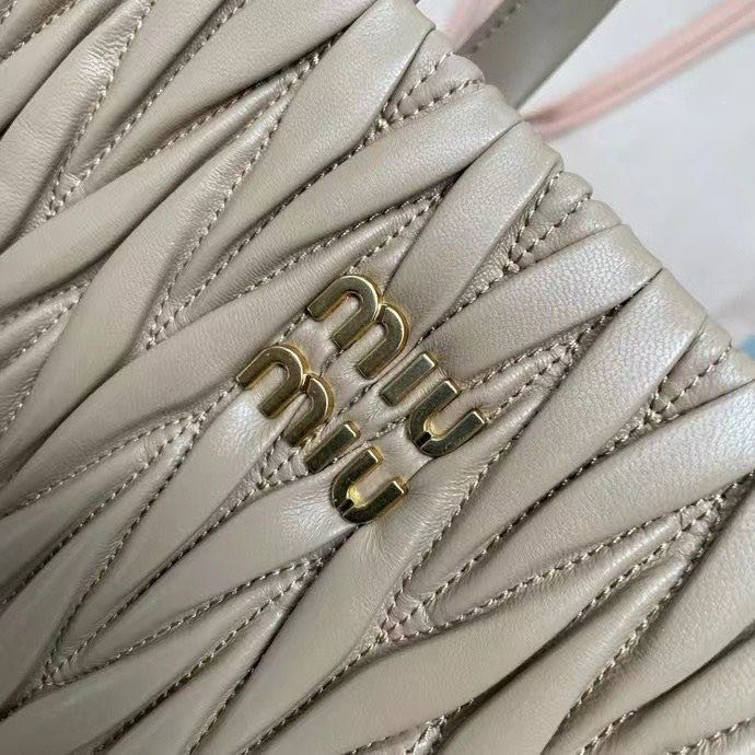 Сумка женская Matelasse 5BG263 24 см фото 4