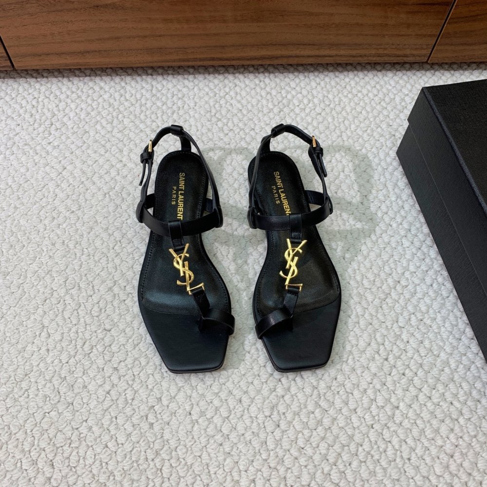 Сандалии женские