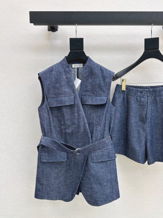 Костюм жіночий фото 5